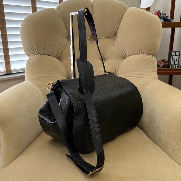 VTG Auth TITTI DELL ACQUA By MAXIMA Genuine Ostrich Saddle Messenger Bag - Picture 2 of 8